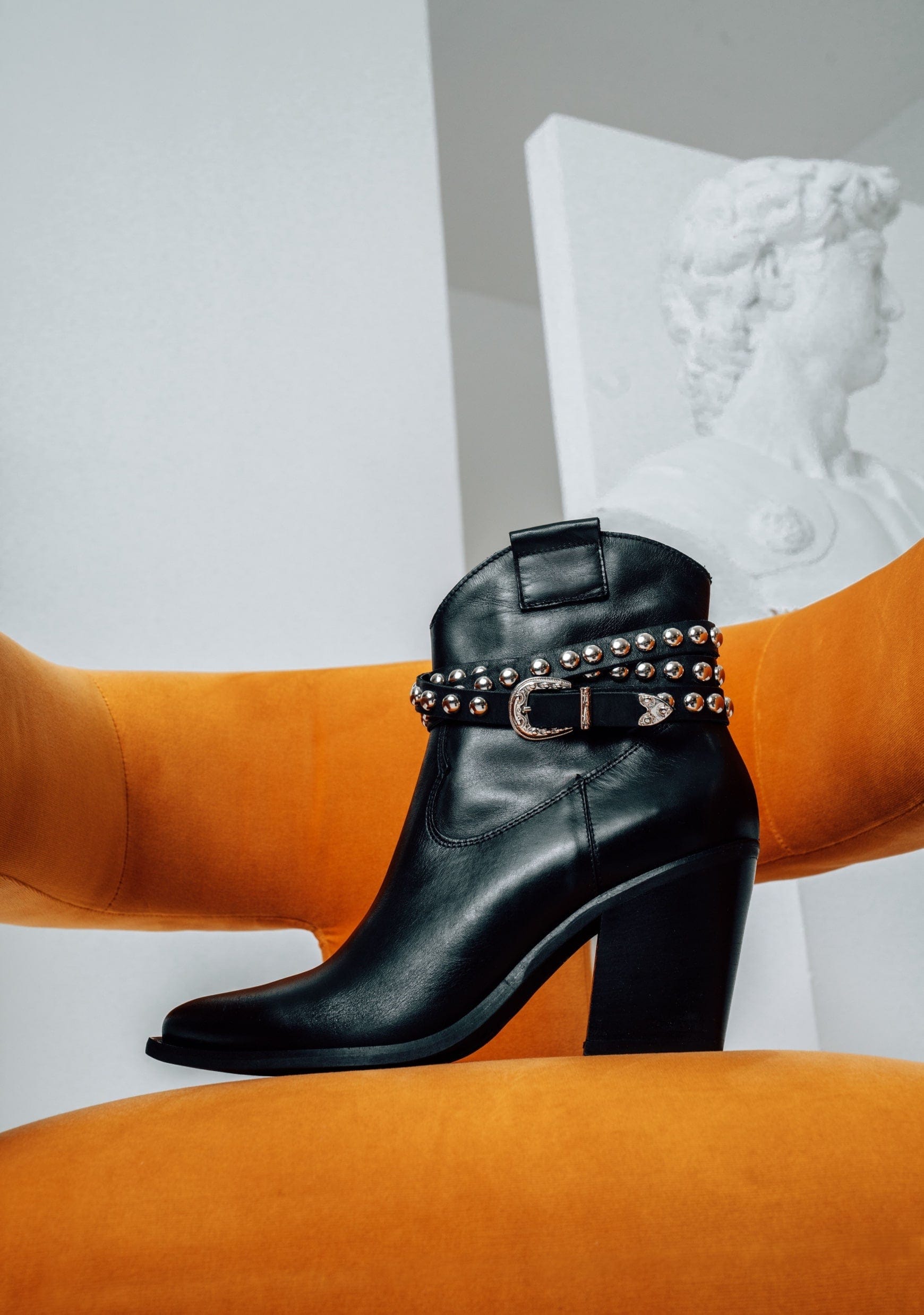 Saint & Sofia - All Lookbooks - The Gallery